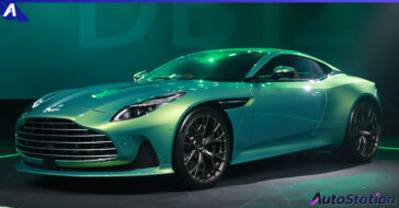 Aston Martin DB12 2023