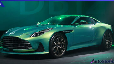 Aston Martin DB12 2023