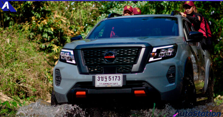 Nissan Fire Hawk team