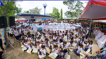 Isuzu Gives Water for Life Sakaew