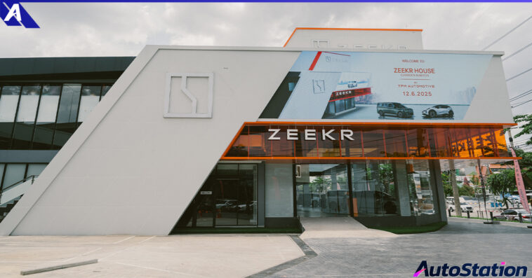 ZEEKR Grand Opening Showroom