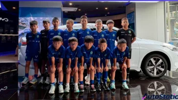 ทีมฟุตบอลเยาวชนจีน เยี่ยมศูนย์ BYD Experience Store